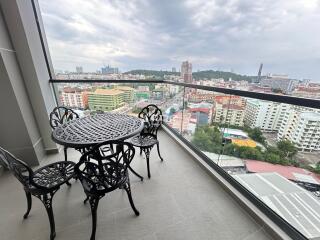 2 Bedroom Condo in Central area For Rent