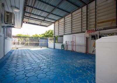 4 Bedroom Pool House at Saraphi For Rent