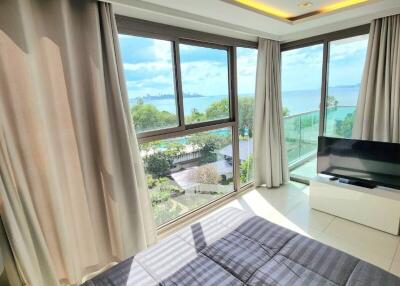 CHEAPEST 42 sqm Studio Unit at popular Wong Amat-tower