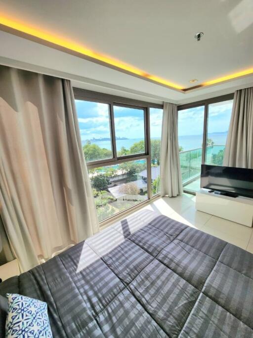 CHEAPEST 42 sqm Studio Unit at popular Wong Amat-tower