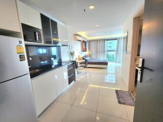 CHEAPEST 42 sqm Studio Unit at popular Wong Amat-tower