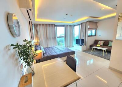 CHEAPEST 42 sqm Studio Unit at popular Wong Amat-tower