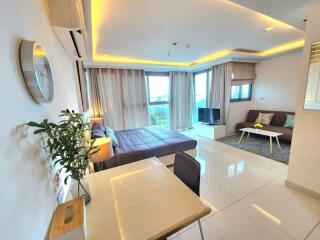 CHEAPEST 42 sqm Studio Unit at popular Wong Amat-tower