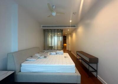 Contemporary bedroom with modern furnishings