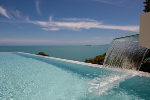 Infinity pool with ocean view