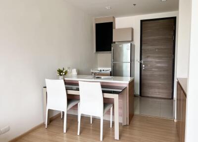 Modern kitchen and dining area