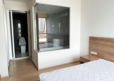 Modern bedroom with en-suite bathroom