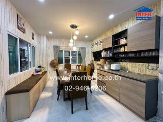 Modern kitchen with dining area