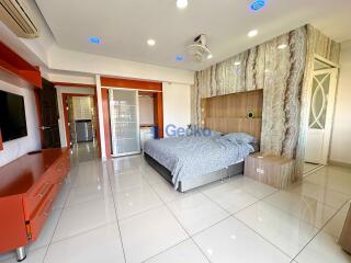 2 Bedrooms Condo in Chateau Dale Thabali Condo Jomtien C011823