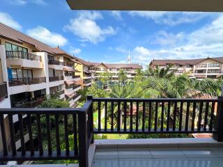 2 Bedrooms Condo in Chateau Dale Thabali Condo Jomtien C011823