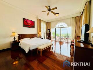 Stunning Pool Villa Resort style Fully Furnished