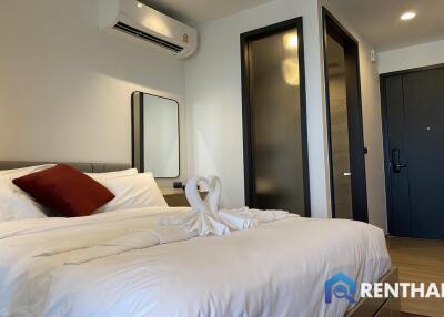 Edge Central Pattaya Luxurious Fully-Furnished