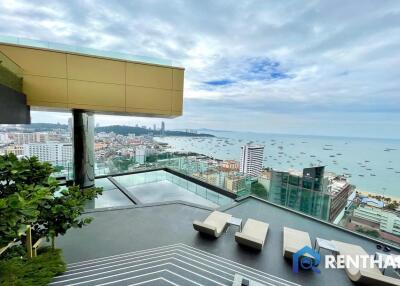 Edge Central Pattaya Luxurious Fully-Furnished