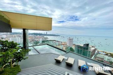 Edge Central Pattaya Luxurious Fully-Furnished