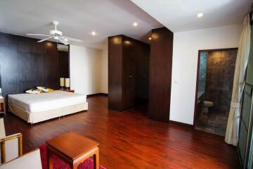 For Rent Bangkok Apartment Raintree Village Sukhumvit BTS Phrom Phong Watthana