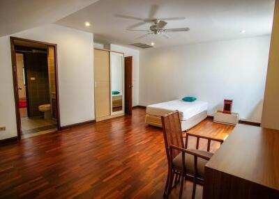 For Rent Bangkok Apartment Raintree Village Sukhumvit BTS Phrom Phong Watthana