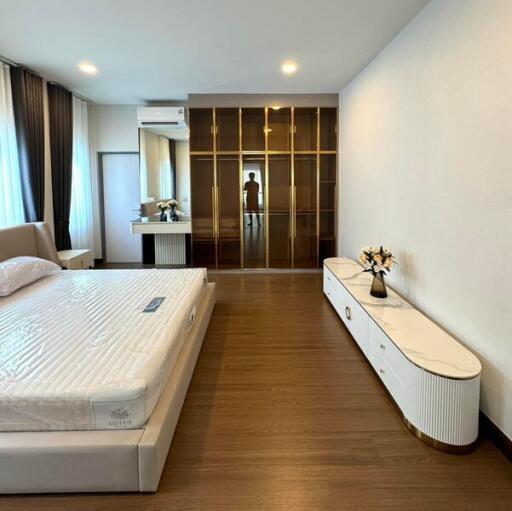 For Sale and Rent Samut Prakan Single House The City Bangna Kanchanaphisek Bang Phli