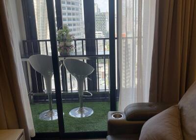 1-BR Condo at Ashton Asoke near MRT Sukhumvit