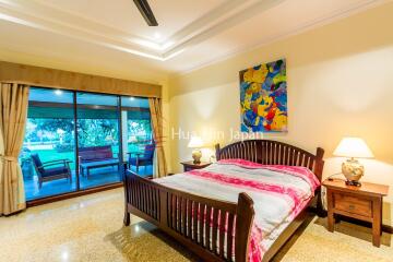 Great Golf Course Villa in Hua Hin at Palm Hills Golf Resort