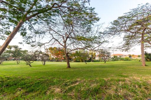 Great Golf Course Villa in Hua Hin at Palm Hills Golf Resort