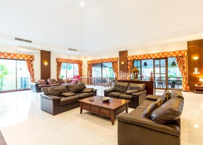 Great Golf Course Villa in Hua Hin at Palm Hills Golf Resort