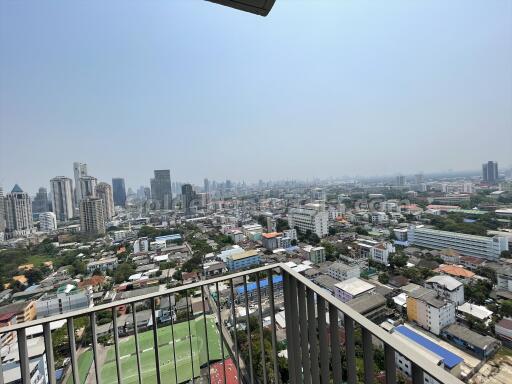 2 Bedrooms Furnished Condo with Balcony at Nara 9 - Sathorn