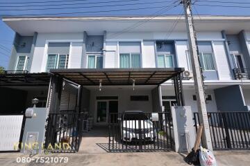 Front view of a modern townhouse