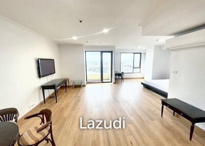 1 Bed 1 Bath condo 67 SQ.M in Baan Chao Praya