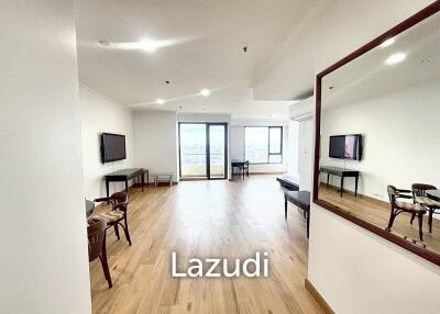 1 Bed 1 Bath condo 67 SQ.M in Baan Chao Praya