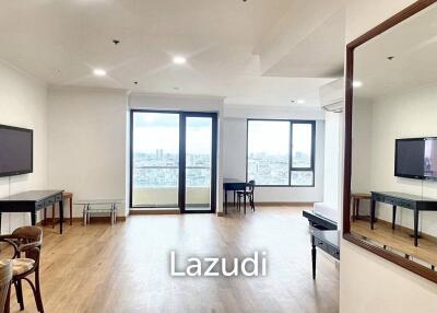 1 Bed 1 Bath condo 67 SQ.M in Baan Chao Praya