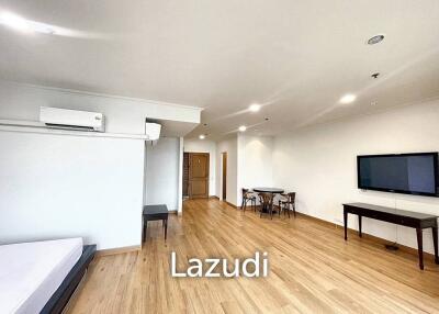 1 Bed 1 Bath condo 67 SQ.M in Baan Chao Praya