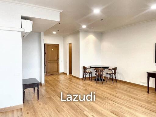 1 Bed 1 Bath condo 67 SQ.M in Baan Chao Praya