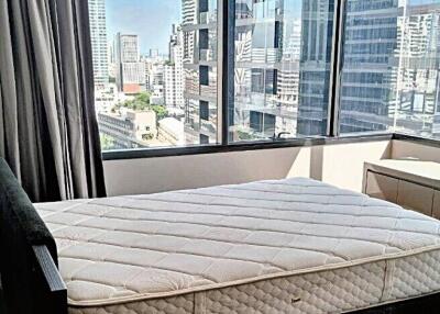 2 Bedrooms 2 Bathrooms 79 SQ.M at M Silom