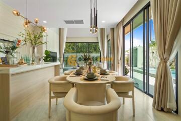 4 bedroom House in Perla Villas East Pattaya