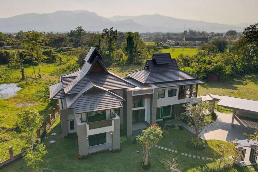 5 Bedroom in Green Valley Mae Rim