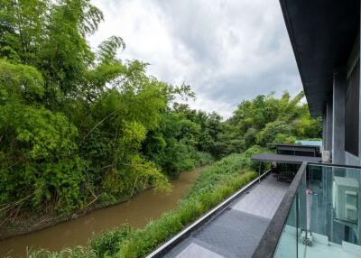 7 Bedroom Modern House Riverside in Mae Rim