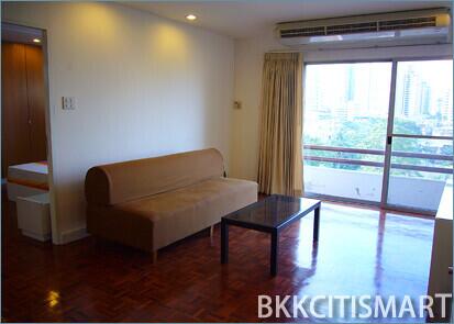 Condo at Prasanmit Place Condominium for rent