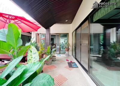 3 Bedroom Thai Style Pool Villa In Na Jomtien For Sale