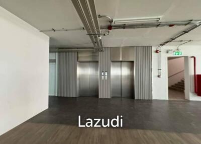 New Commercial Building for sale in Makkasan