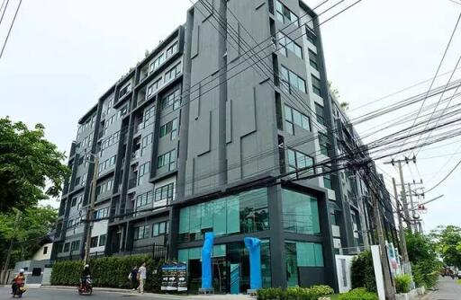 Exterior view of a modern apartment building