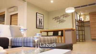 WAN VAYLA : Luxurious 2 Bed Condo with Pool Access