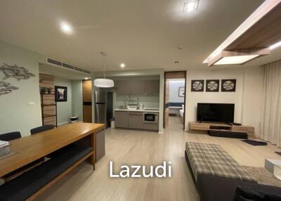 WAN VAYLA : Luxurious 2 Bed Condo with Pool Access