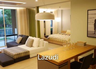 WAN VAYLA : Luxurious 2 Bed Condo with Pool Access