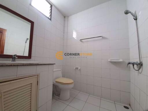 4 bedroom House in Corrib Village Pratumnak