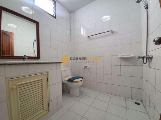 4 bedroom House in Corrib Village Pratumnak