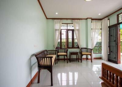 4 bedroom house for rent near Ruam Chok