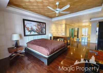 2 Bedroom Penthouse Condo For Sale in State Tower, Bang Rak, Bangkok