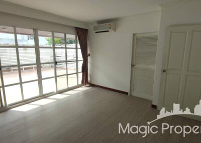 3 Bedroom Townhouse for Rent in Thonglor 20, Watthana, Bangkok