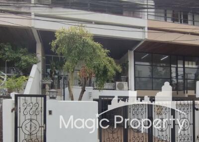 3 Bedroom Townhouse for Rent in Thonglor 20, Watthana, Bangkok