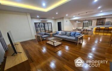 6-BR House near BTS Phra Khanong